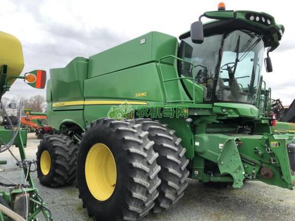 进口二手2017年约翰迪尔s690收割机