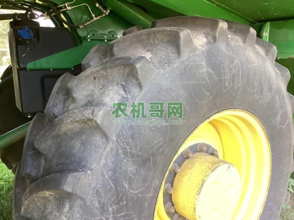 2019 约翰迪尔 CP690